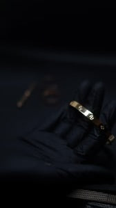 ESSENTIAL LOVE BRACELET