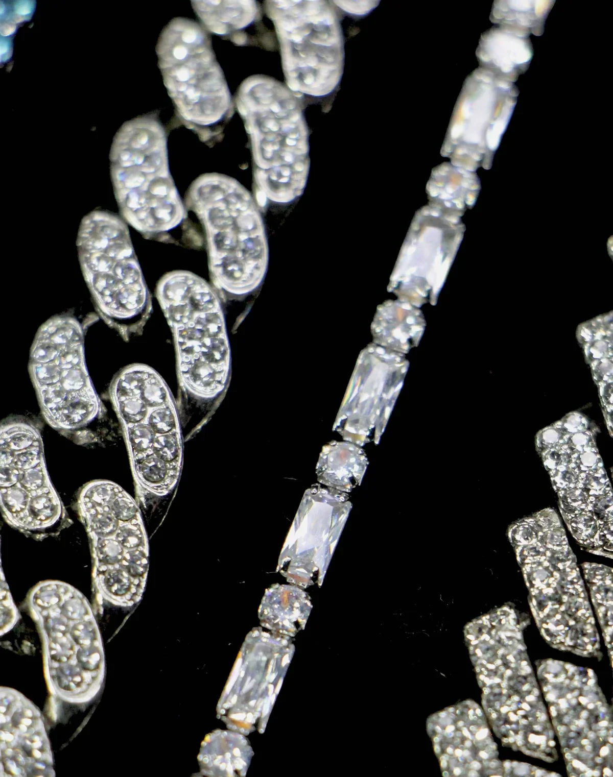EMERALD CUT TENNIS BRACELET