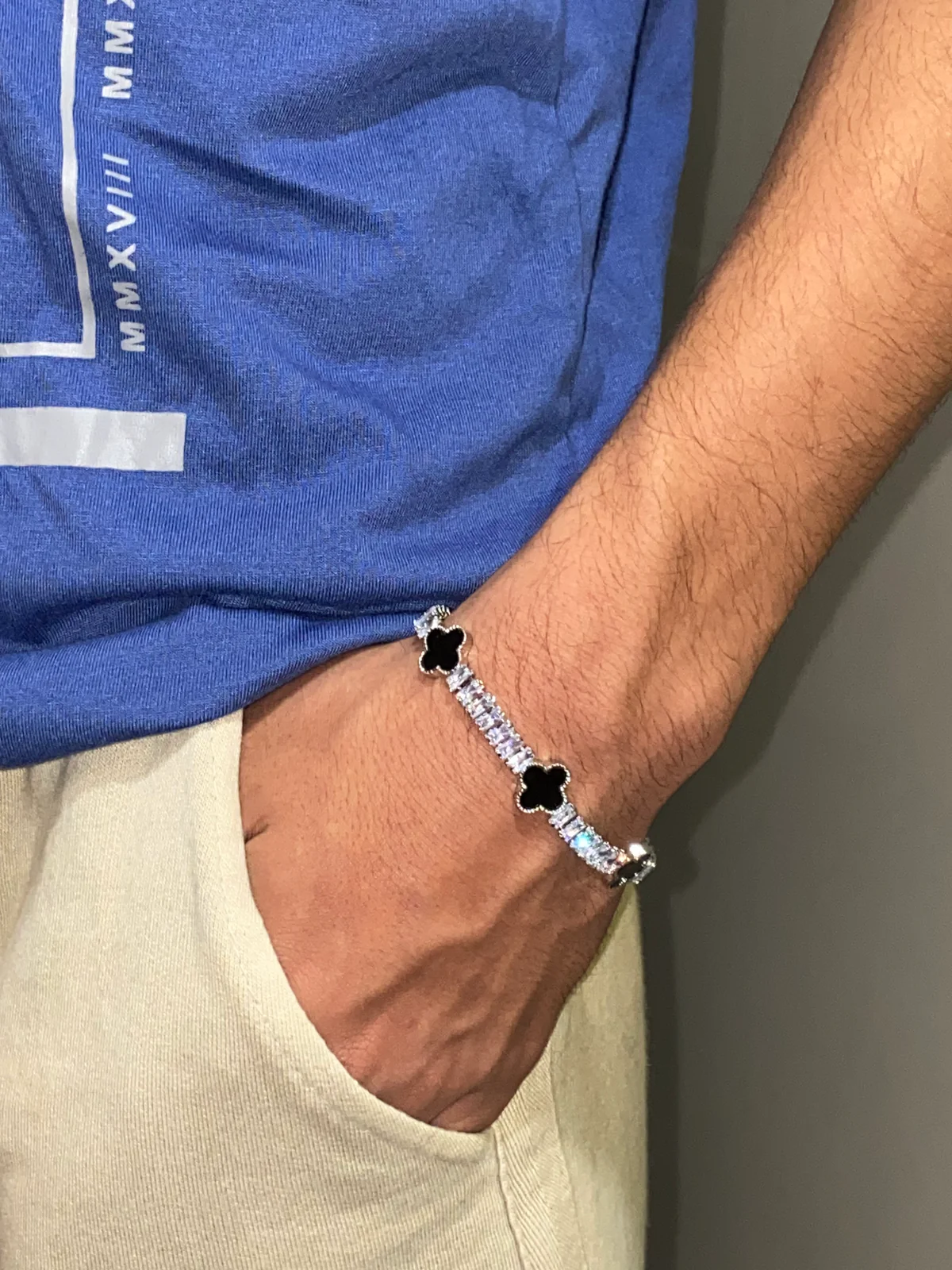 ICED OUT VAN CLEEF