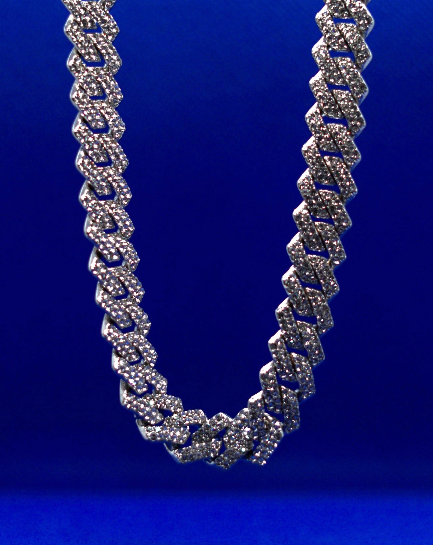 PRONG CUBAN CHAIN