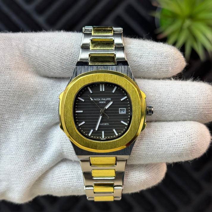 Patek Philippe - Nautilus -
Two Tone Black